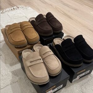 BRAND NEW CUSHIONAIRE Zola Suede Clog